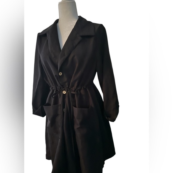 Elegant Black Button-Up adjustable dress - Picture 2 of 3